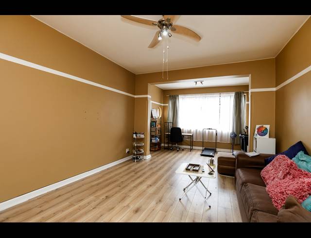 1.5 BEDROOM APARTMENT FOR SALE IN MUSGRAVE